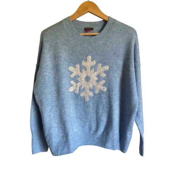 Vince Camuto Size Small Light Blue Snowflake Sweater Cozy Winter Holiday Sparkle - Picture 2 of 6